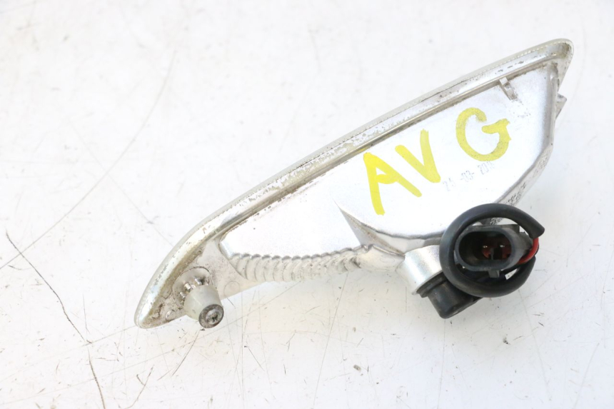 photo de INTERMITENTE DELANTERO IZQUIERDO PIAGGIO VESPA PRIMAVERA 2T 50 (2013 - 2018) - Recambio usado revisado