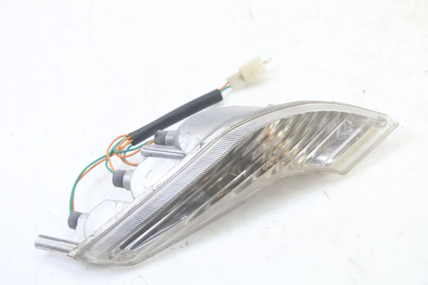 photo de DELANTERO IZQUIERDO INTERMITENTE PEUGEOT VIVACITY NEW 2T 50 (2008 - 2017) - Detalle de la pieza