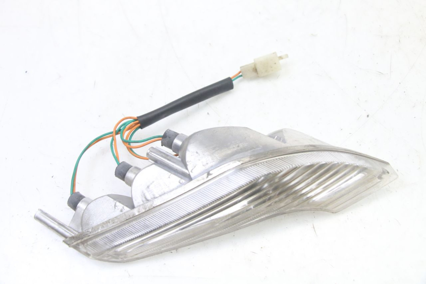 photo de DELANTERO IZQUIERDO INTERMITENTE PEUGEOT VIVACITY NEW 2T 50 (2008 - 2017) - Zoom estado de uso