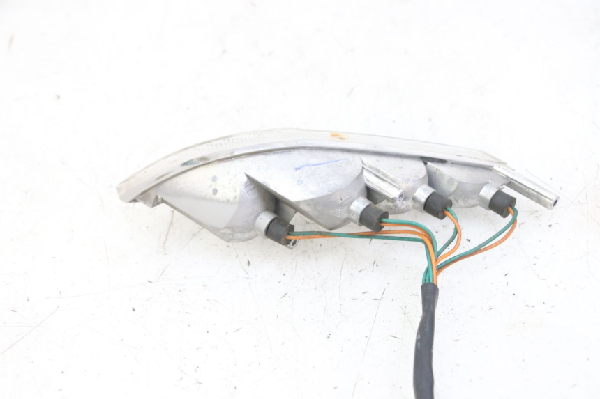 photo de INTERMITENTE DELANTERO IZQUIERDO PEUGEOT VIVACITY NEW 4T 50 (2008 - 2017) - Zoom estado de uso