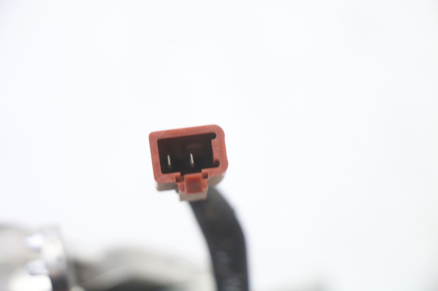 photo de DELANTERO IZQUIERDO INTERMITENTE MBK WAAP 125 (2008 - 2013) - Detalles de los puntos de fijación