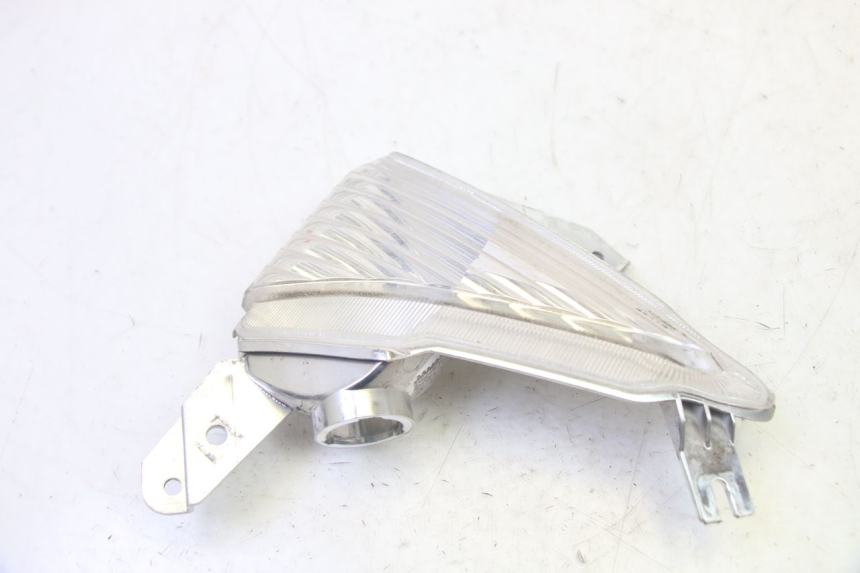 photo de INTERMITENTE DELANTERO IZQUIERDO YAMAHA X-MAX XMAX 125 (2010 - 2013) - Detalle de la pieza