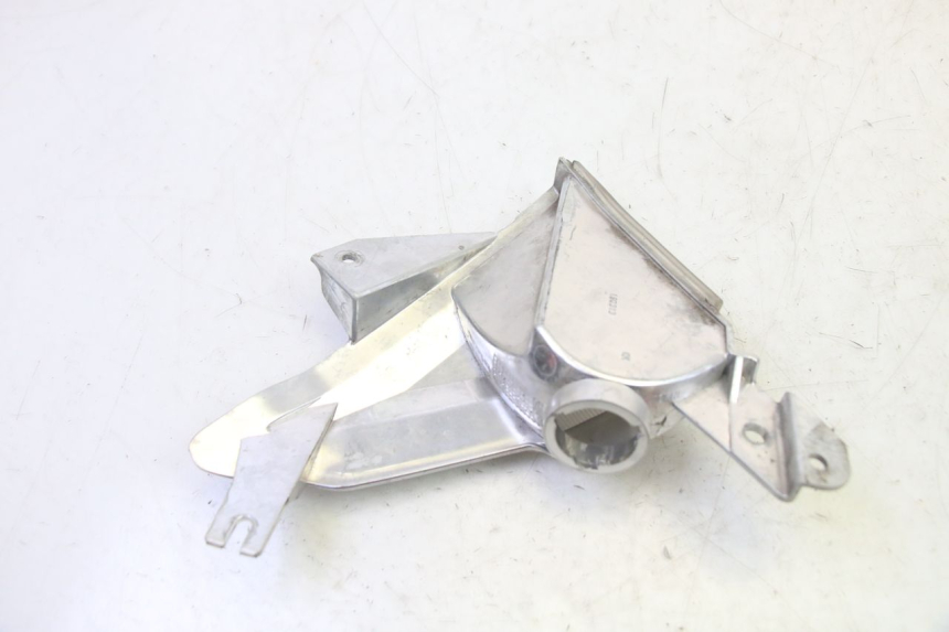 photo de INTERMITENTE DELANTERO IZQUIERDO YAMAHA X-MAX XMAX 125 (2010 - 2013) - Otra perspectiva