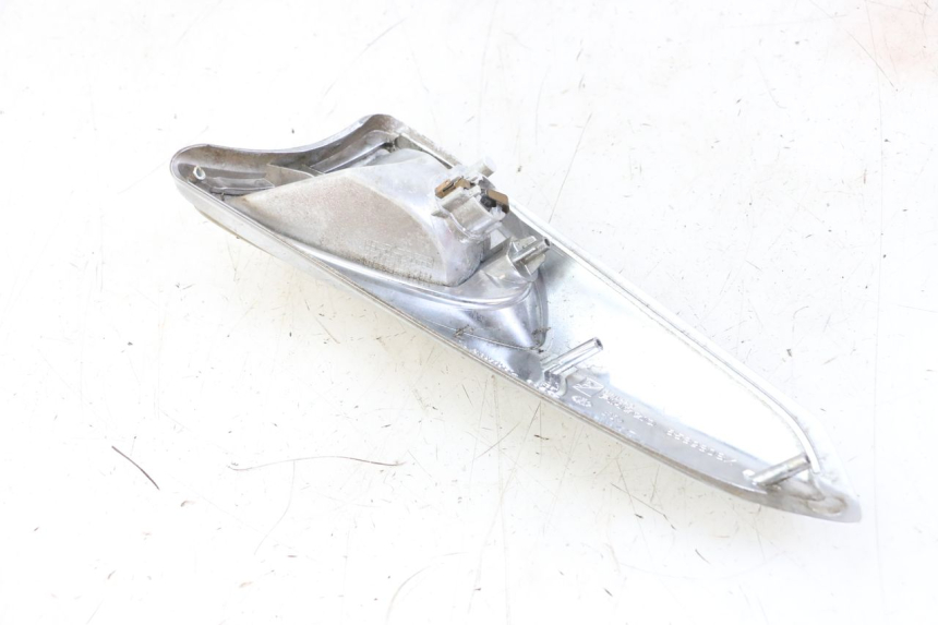 photo de INTERMITENTE DELANTERO IZQUIERDO PIAGGIO XEVO - X EVO 125 (2007 - 2017) - Zoom estado de uso