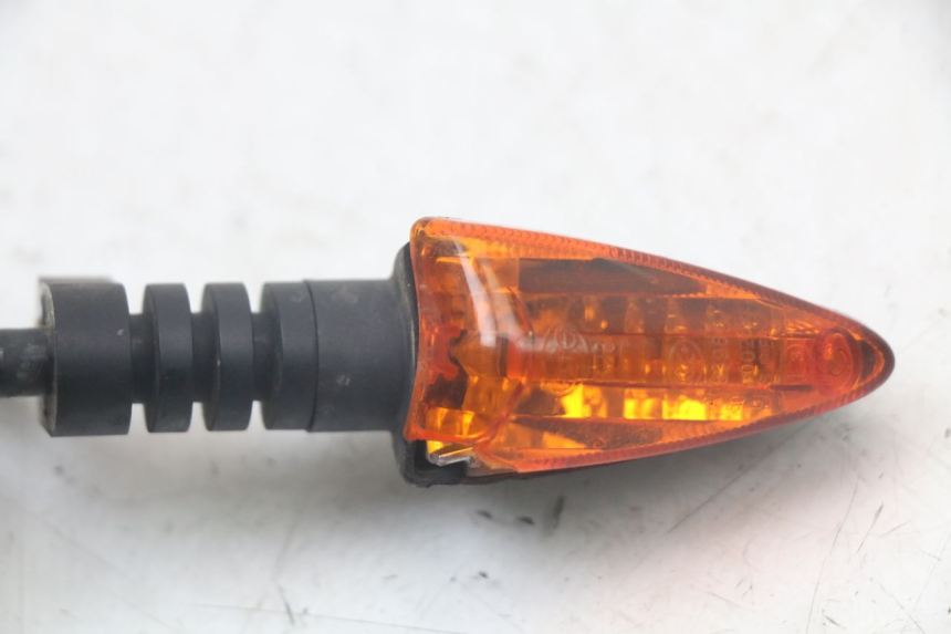 photo de INTERMITENTE DELANTERO IZQUIERDO FANTIC XM PERFORMANCE 2T 50 (2021 - 2022) - Zoom estado de uso