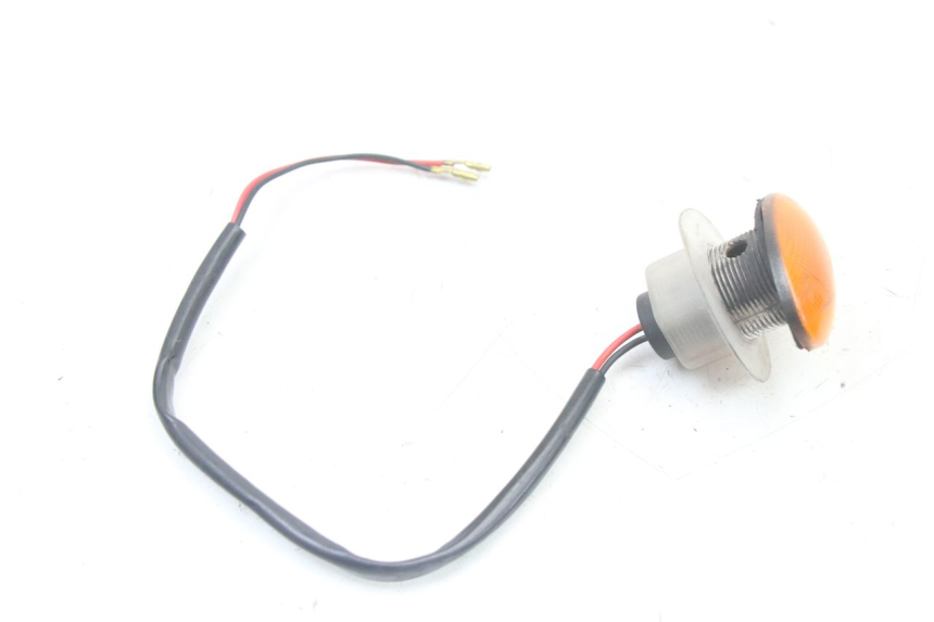 photo de DELANTERO IZQUIERDO INTERMITENTE YAMAHA FZS FAZER 600 (2001 - 2003) - Otra perspectiva