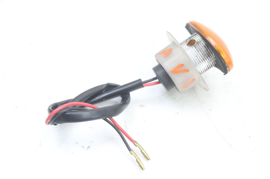 photo de DELANTERO IZQUIERDO INTERMITENTE YAMAHA FZS FAZER 600 (2001 - 2003) - Detalles de los puntos de fijación