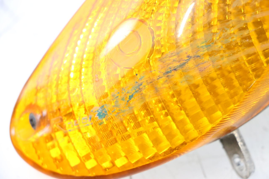 photo de DELANTERO IZQUIERDO INTERMITENTE YAMAHA YP MAJESTY 125 (1998 - 2001) - Detalle de la pieza