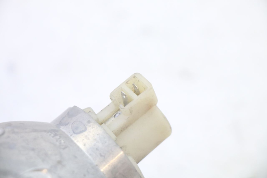 photo de DELANTERO IZQUIERDO INTERMITENTE PIAGGIO ZIP 4T 50 (2018 - 2020) - Detalles de los puntos de fijación