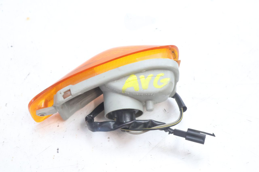 photo de INTERMITENTE DELANTERO IZQUIERDO KAWASAKI ZZR 600 (1995 - 2004) - Otra perspectiva