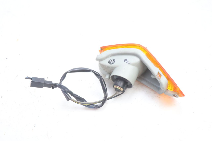 photo de INTERMITENTE DELANTERO IZQUIERDO KAWASAKI ZZR 600 (1995 - 2004) - Vista general del producto