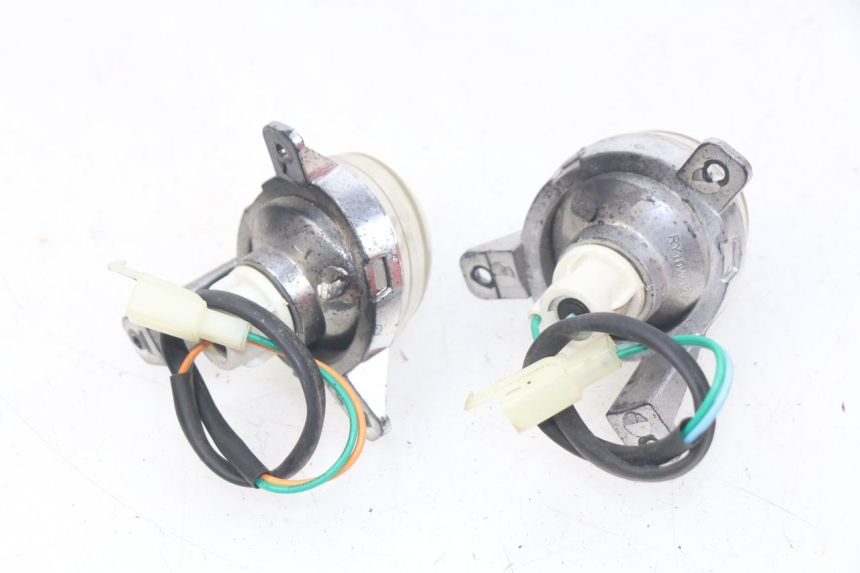 photo de INTERMITENTE DELANTERO EUROCKA GREEN 1 - Otra perspectiva