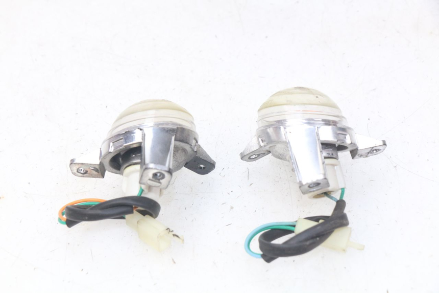 photo de INTERMITENTE DELANTERO EUROCKA GREEN 1 - Primer plano técnico