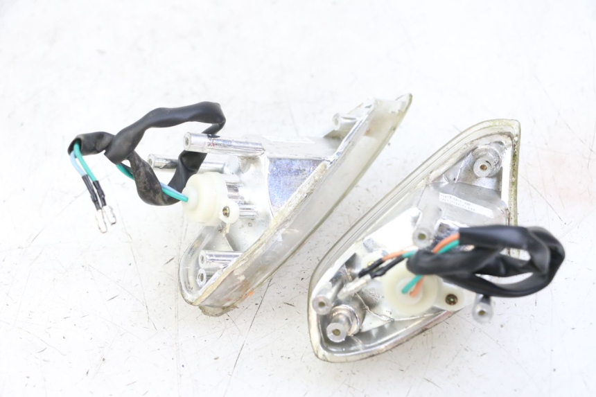 photo de INTERMITENTE DELANTERO KYMCO AGILITY 4T 50 (2018 - 2022) - Zoom estado de uso