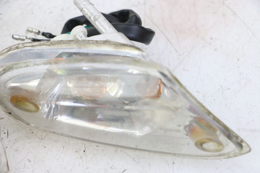 photo de INTERMITENTE DELANTERO KYMCO AGILITY 4T 50 (2018 - 2022) - Otra perspectiva