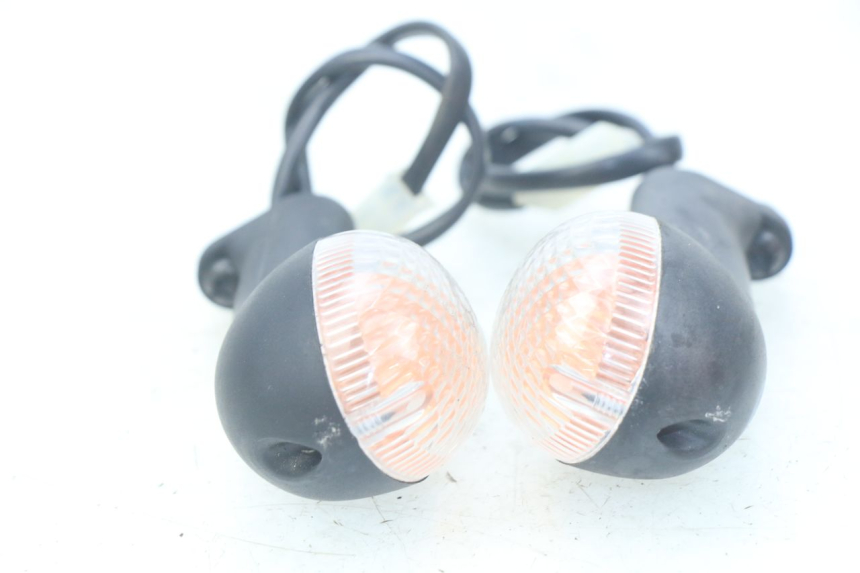 photo de INTERMITENTE DELANTERO PEUGEOT LUDIX BLASTER 50 (2006 - 2014) - Otra perspectiva