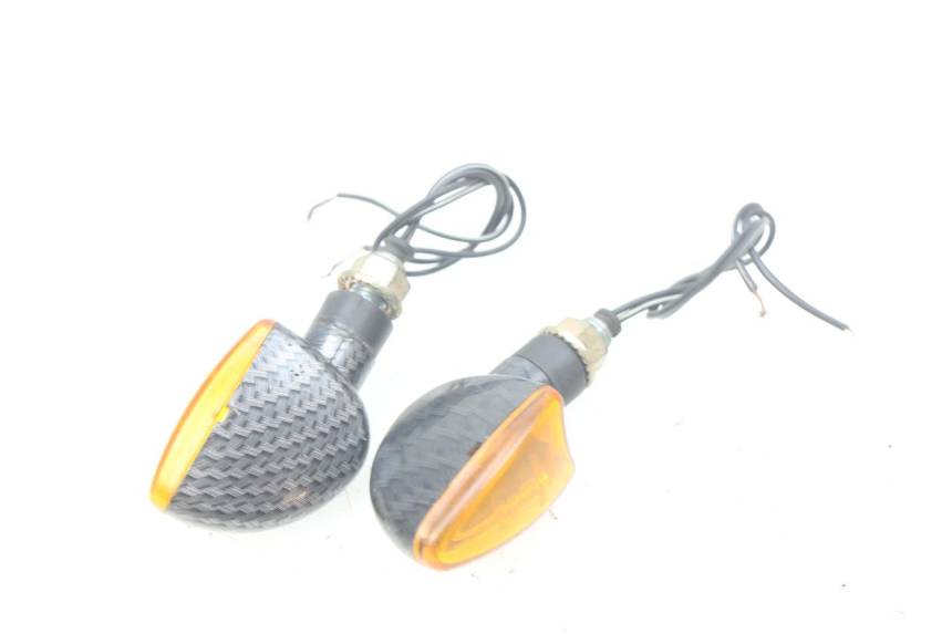 photo de INTERMITENTE DELANTERO PEUGEOT LUDIX 50 (2008 - 2017) - Zoom estado de uso