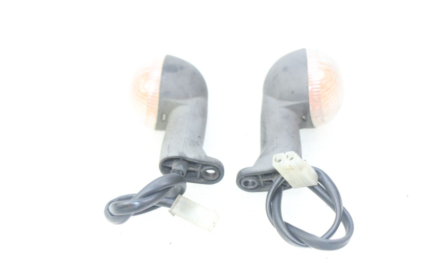 photo de INTERMITENTE DELANTERO PEUGEOT LUDIX 50 (2008 - 2017) - Detalle de la pieza