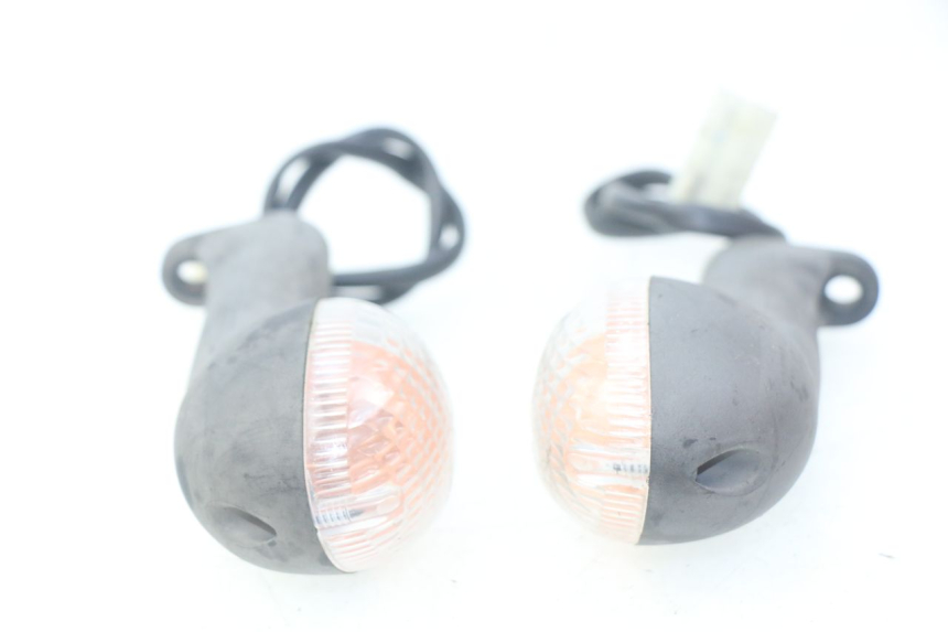 photo de INTERMITENTE DELANTERO PEUGEOT LUDIX 50 (2008 - 2017) - Otra perspectiva