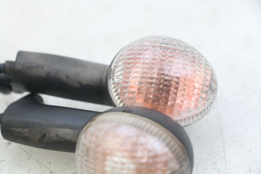 photo de INTERMITENTE DELANTERO PEUGEOT LUDIX 50 (2008 - 2017) - Detalle de la pieza