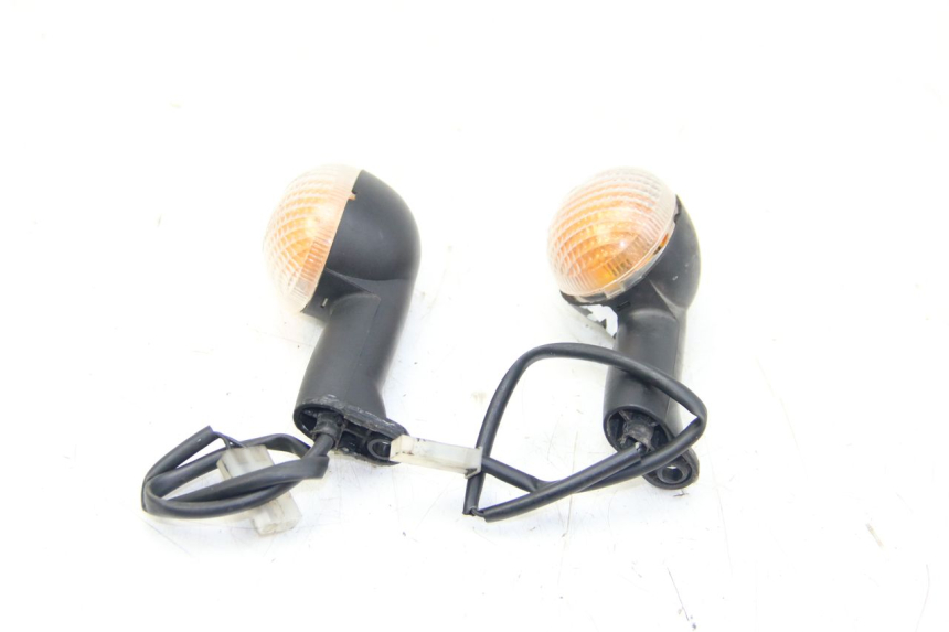 photo de INTERMITENTE DELANTERO PEUGEOT LUDIX 50 (2008 - 2017) - Zoom estado de uso