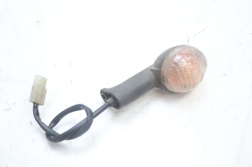 photo de INTERMITENTE DELANTERO PEUGEOT LUDIX 50 (2005 - 2007) - Otra perspectiva