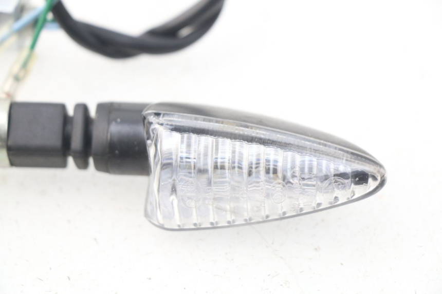 photo de DELANTERO INTERMITENTE PEUGEOT METROPOLIS 400 (2017 - 2020) - Vista general del producto