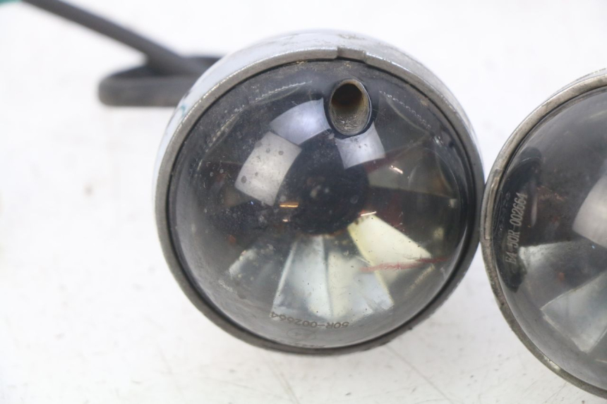 photo de INTERMITENTE DELANTERO JM MOTORS MIA 50 (2017 - 2020) - Estado de la superficie y material