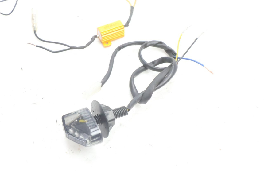 photo de DELANTERO INTERMITENTE PIAGGIO MP3 500 (2016 - 2018) - Zoom estado de uso