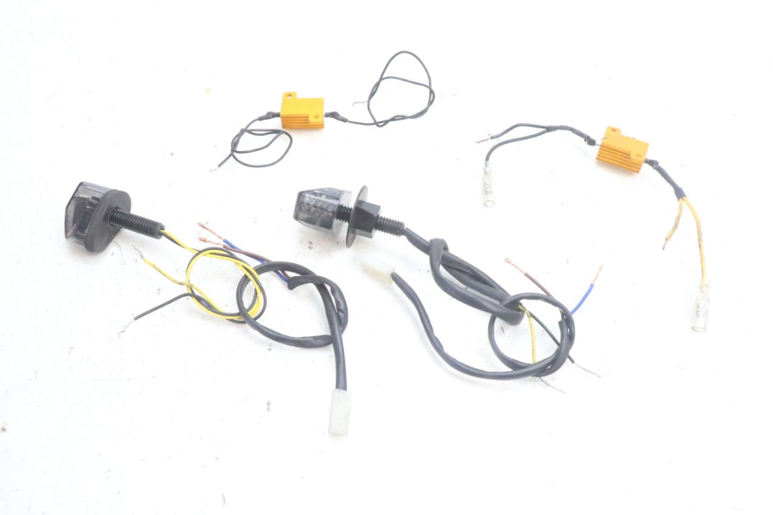 photo de DELANTERO INTERMITENTE PIAGGIO MP3 500 (2016 - 2018) - Otra perspectiva