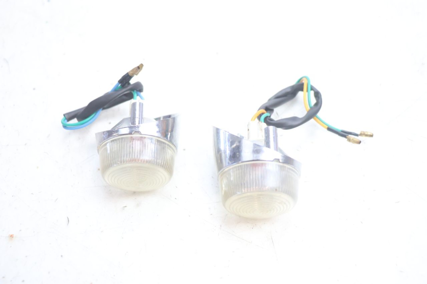 photo de DELANTERO INTERMITENTE JM MOTORS OLDIES 4T 50 (2020 - 2026) - Otra perspectiva