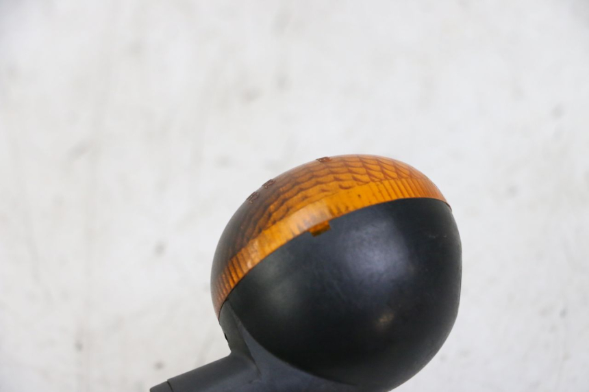 photo de INTERMITENTE DELANTERO PEUGEOT LUDIX 50 (2008 - 2017) - Detalle de la pieza