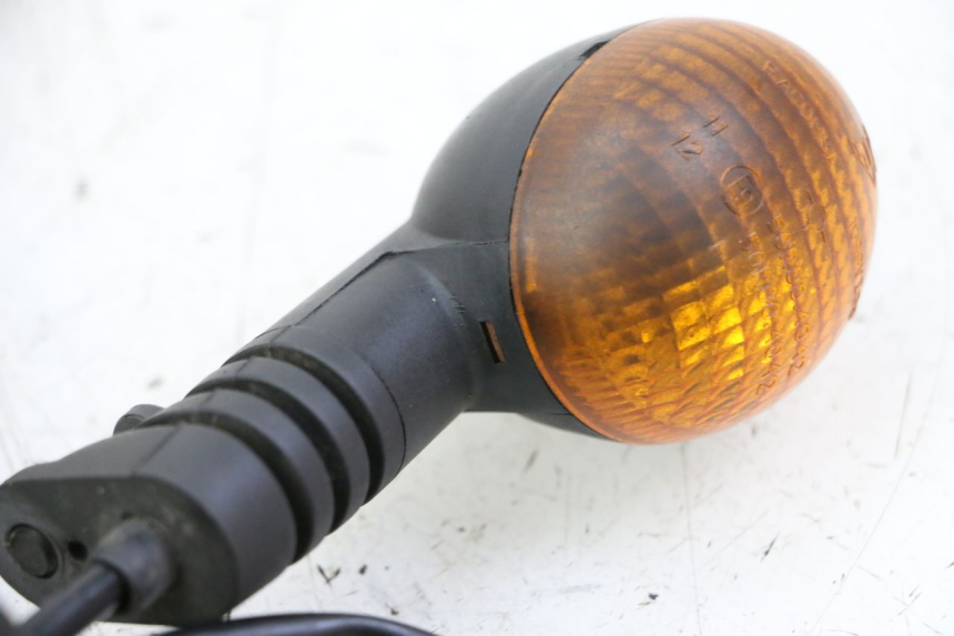 photo de INTERMITENTE DELANTERO PEUGEOT LUDIX 50 (2008 - 2017) - Características distintivas