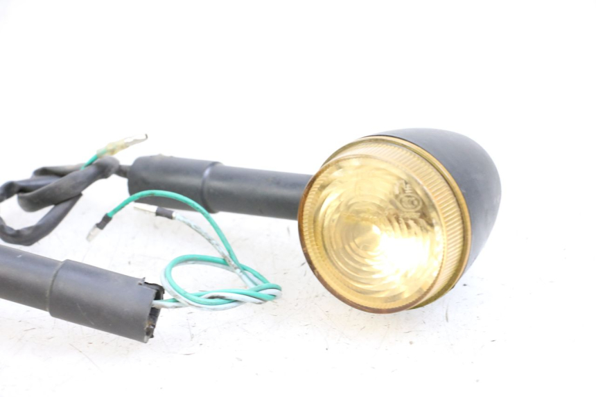 photo de DELANTERO INTERMITENTE DOLPHIN PYGMY 1 (2020 - 2024) - Detalles de los puntos de fijación