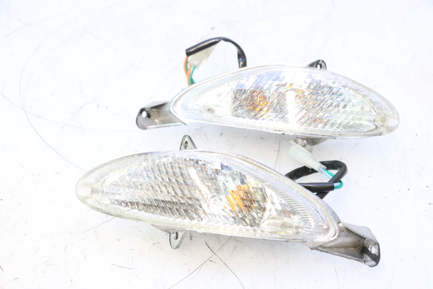 photo de INTERMITENTE DELANTERO TNT MOTOR ROMA 10' 2T 50 (2011 - 2018) - Recambio usado revisado
