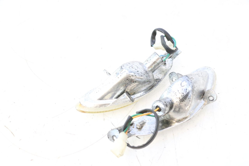 photo de INTERMITENTE DELANTERO TNT MOTOR ROMA 10' 2T 50 (2011 - 2018) - Detalle de la pieza