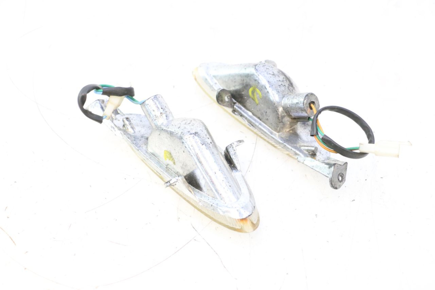 photo de INTERMITENTE DELANTERO TNT MOTOR ROMA 10' 2T 50 (2011 - 2018) - Zoom estado de uso