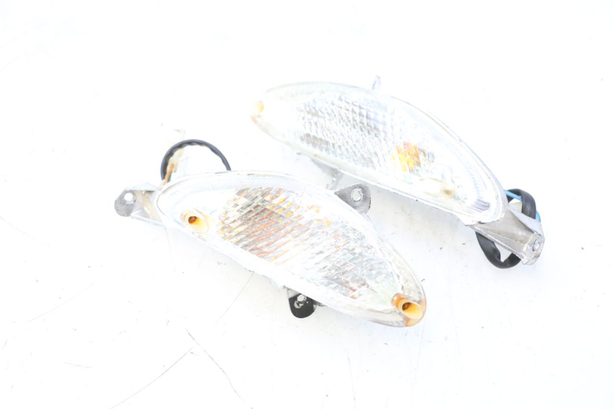 photo de INTERMITENTE DELANTERO TNT MOTOR ROMA 10' 2T 50 (2011 - 2018) - Primer plano técnico