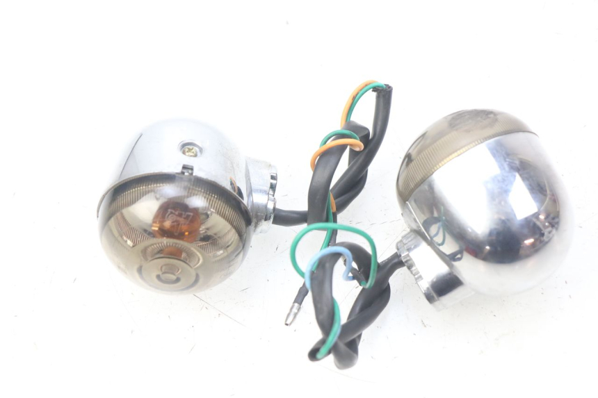 photo de INTERMITENTE DELANTERO JM MOTORS SC 4T 50 (2012 - 2017) - Primer plano técnico