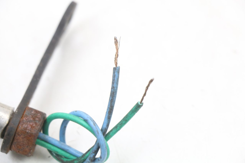 photo de DELANTERO INTERMITENTE HARLEY DAVIDSON SPORTSTER XL CUSTOM 1200 (2003 - 2004) - Detalles de los puntos de fijación