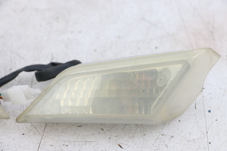 photo de Intermitente delantero VASTRO STREET X 4T 50 (2016 - 2021) - Detalles de los puntos de fijación