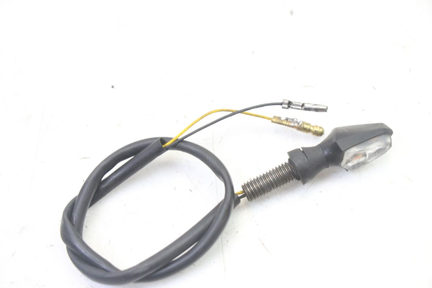 photo de DELANTERO INTERMITENTE SUZUKI SV S 650 (2003 - 2009) - Vista general del producto