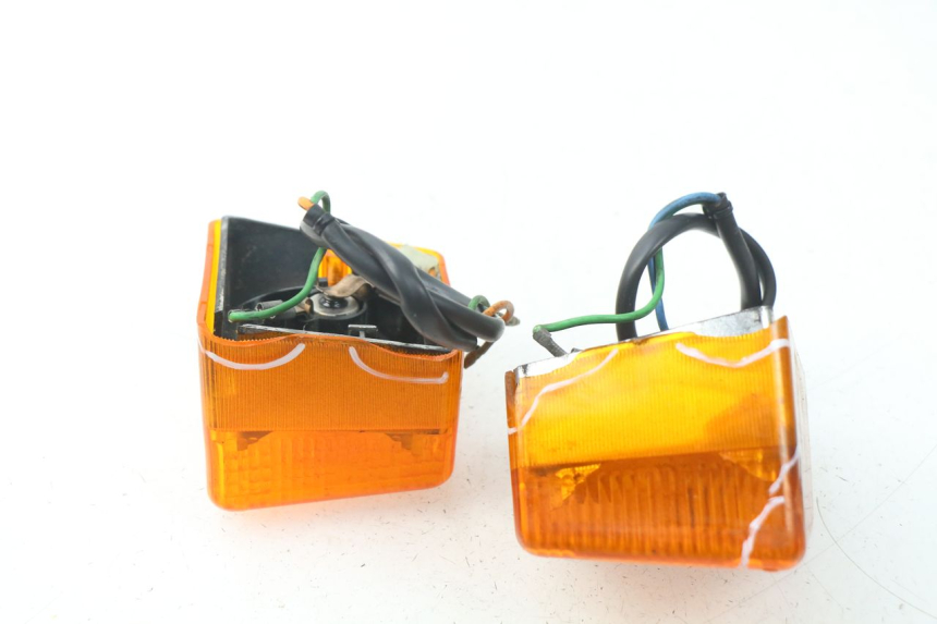 photo de DELANTERO INTERMITENTE PEUGEOT SX 80 (1986 - 1995) - Otra perspectiva