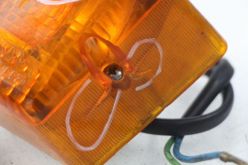 photo de DELANTERO INTERMITENTE PEUGEOT SX 80 (1986 - 1995) - Detalles de los puntos de fijación