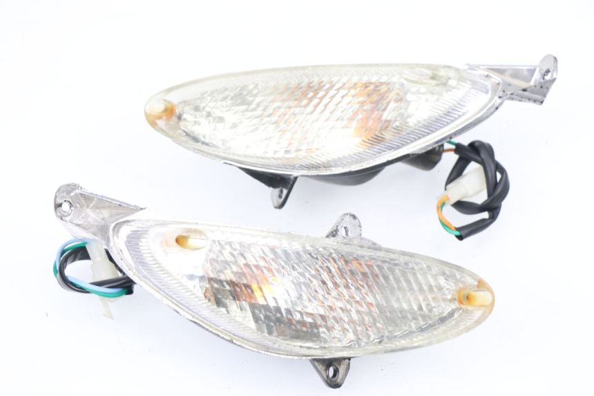 photo de INTERMITENTE DELANTERO TNT MOTOR ROMA 10' 4T 50 (2007 - 2018) - Otra perspectiva