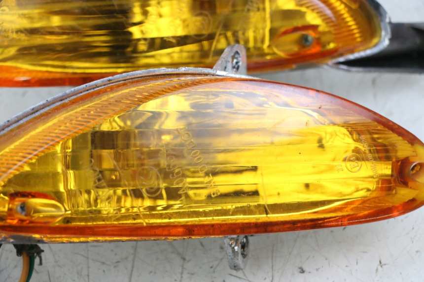 photo de DELANTERO INTERMITENTE BAOTIAN TRAVEL SPIRIT 50 (2010 - 2012) - Zoom estado de uso