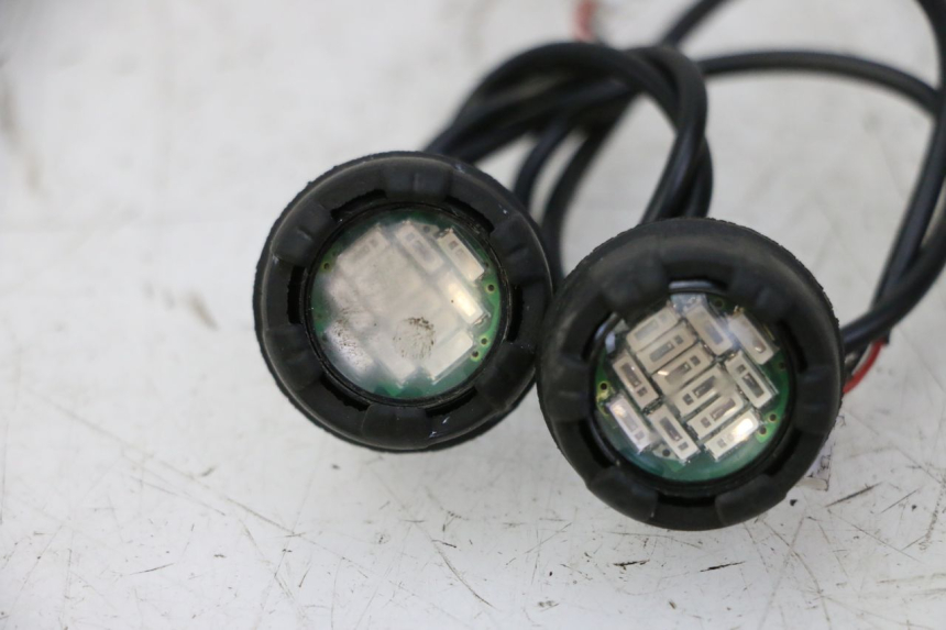 photo de DELANTERO INTERMITENTE DUALTRON VICTOR LIMITED 1 - Detalle de la pieza