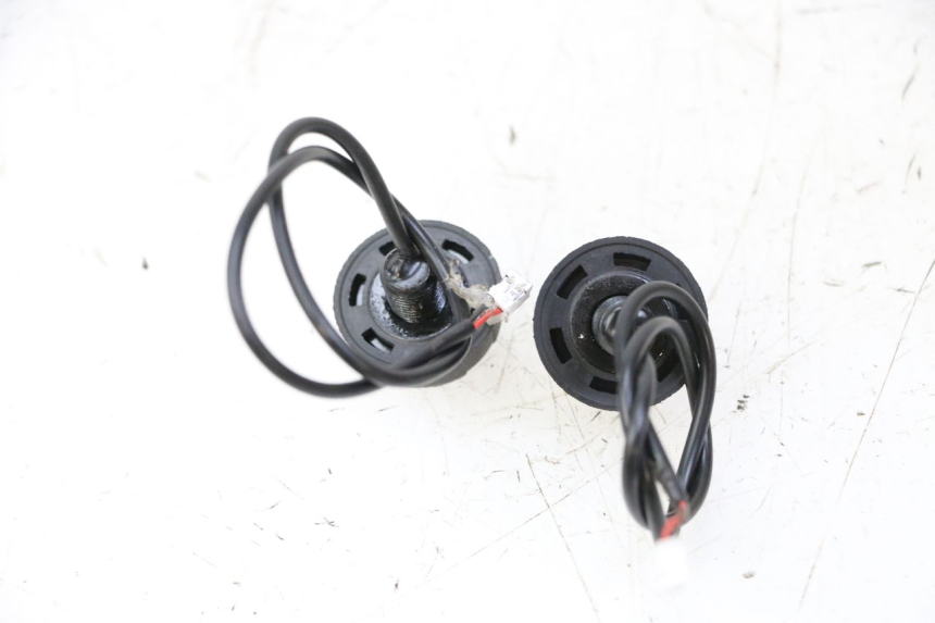 photo de DELANTERO INTERMITENTE DUALTRON VICTOR LIMITED 1 - Primer plano técnico