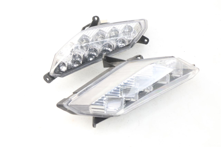 photo de INTERMITENTE DELANTERO EUROCKA VIRTUALITY GT 4T 50 (2011 - 2017) - Otra perspectiva