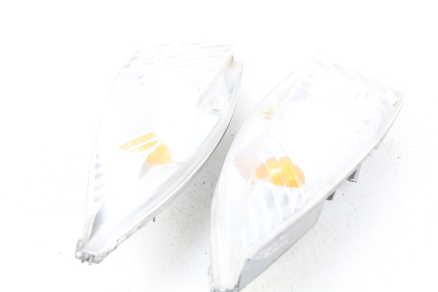 photo de DELANTERO INTERMITENTE PEUGEOT VIVACITY 100 (1999 - 2008) - Estado de la superficie y material